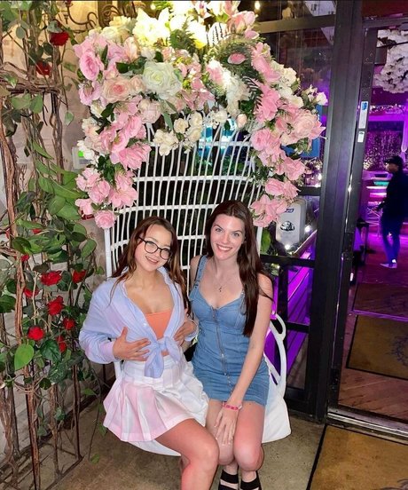 realhoneyhayes star nudes photo