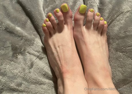 xxlilithmoonxx hot pornstar image