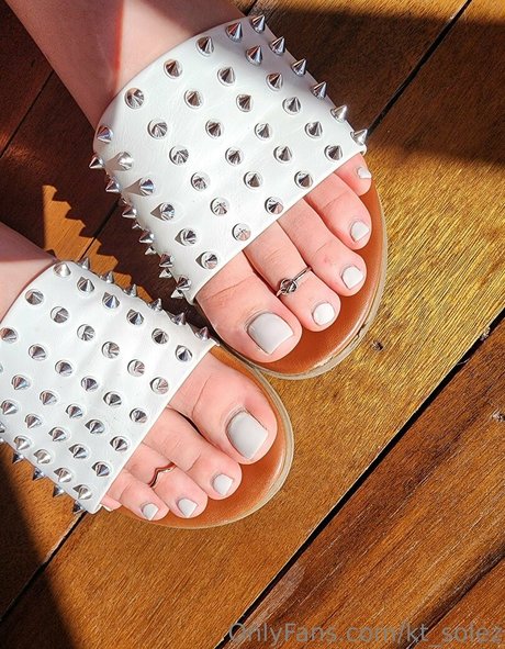 Goddess KT model exclusive picture