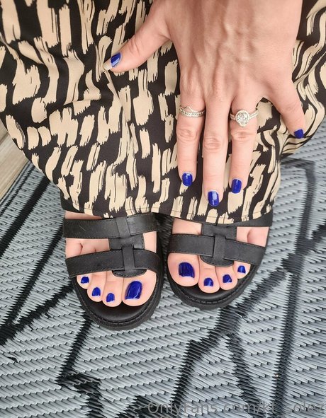 Goddess KT exclusive model photo