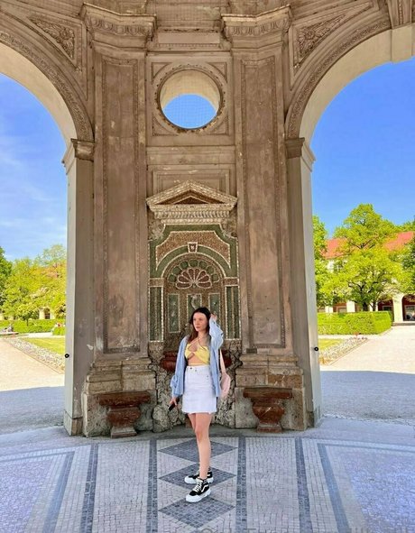 lilly lil model hot gallery