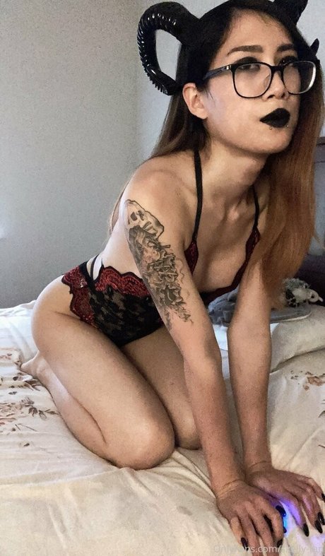 skelly tan pornstar adult archive