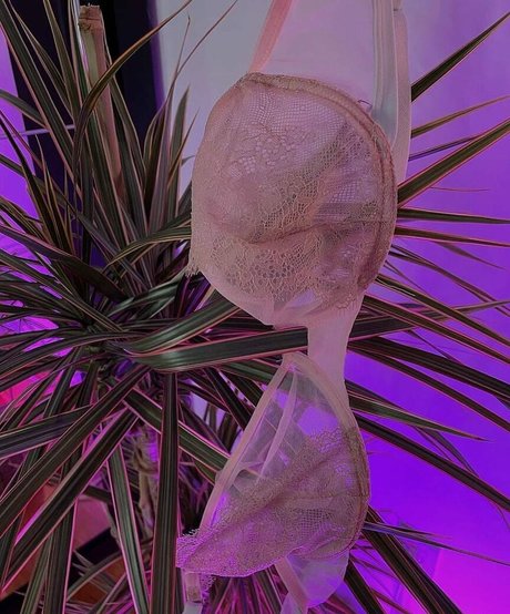 yammypie nude actress photo