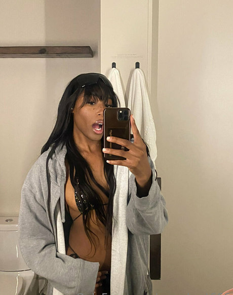 meruhart666 free actress gallery