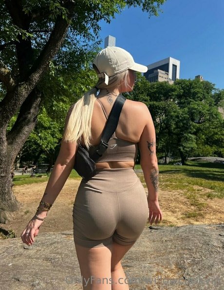 willowclarkvip nude actress galleries