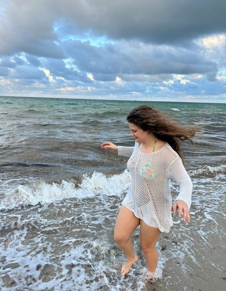 Daddysdaycare model naked picture