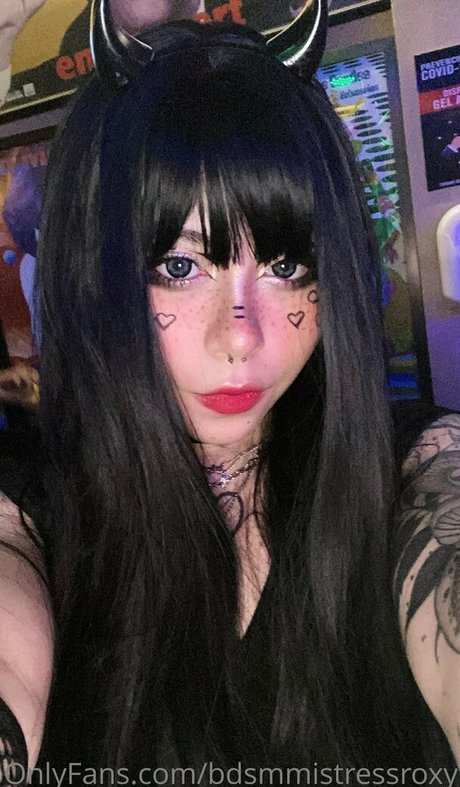 bdsmmistressroxy pornstar pretty archive