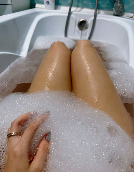 GoodGirlLika beautiful star pics