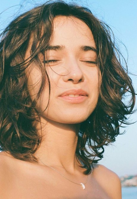 Julia Slip erotic star photo