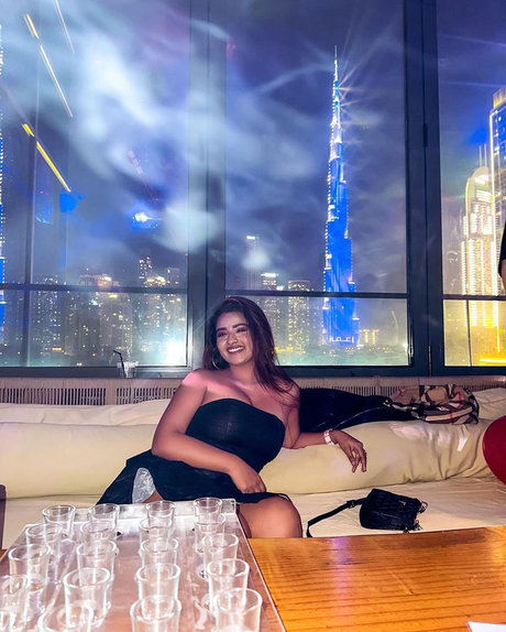 Suhana Khan pornstar hot pics