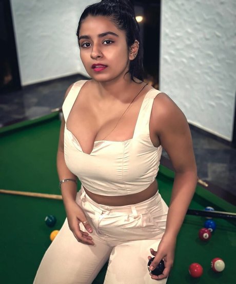 Suhana Khan pornographic star pics