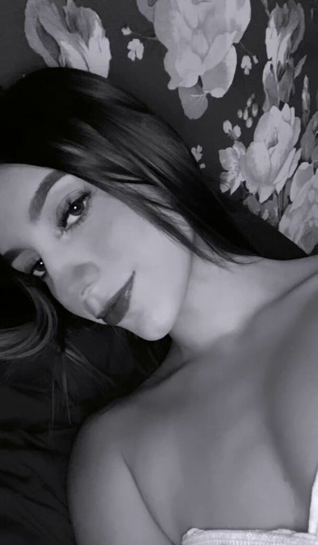 Paulina Declert hot pornstar photo