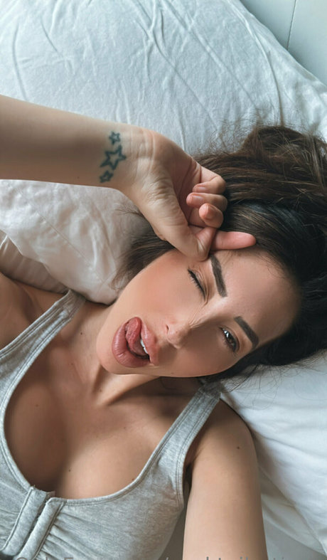 torgalore model nude pics