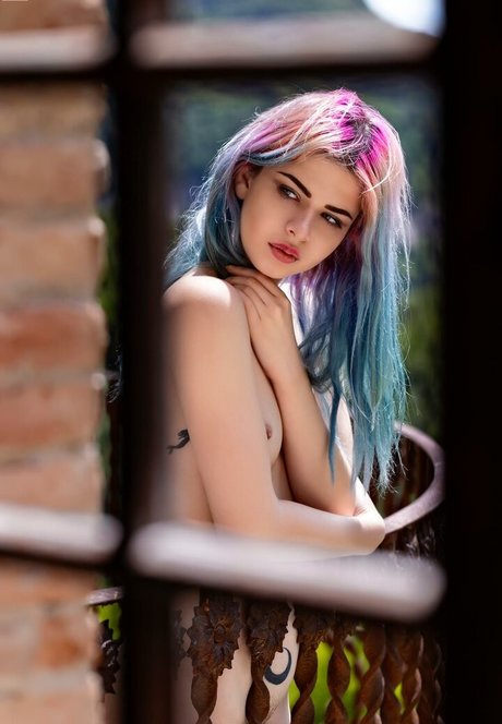 Kuroha nude model gallery