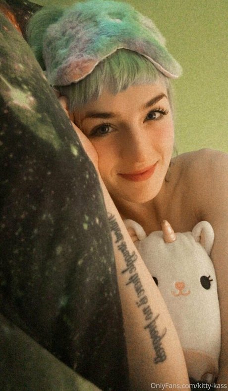 kittykass free model perfect pic