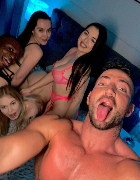 mimicicafree exclusive pornstar galleries