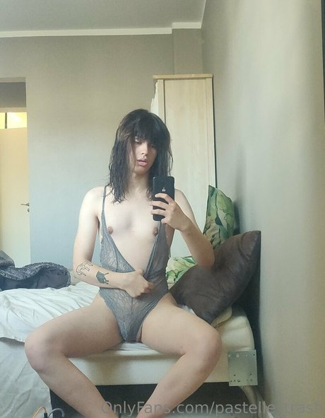 pastelle trash model high quality gallery