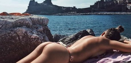 Eve Menta exclusive actress pics