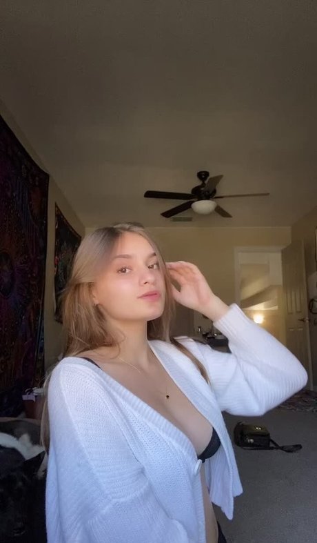 Taylor Brianne porn actress image