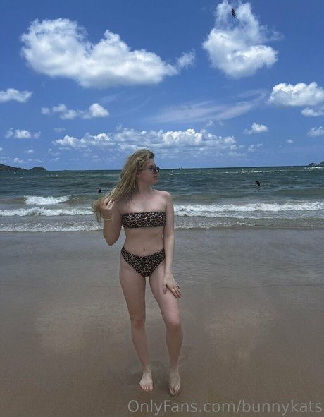 bunnykats pretty model img