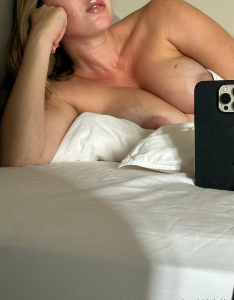 alexandramiddle free pornstar pic