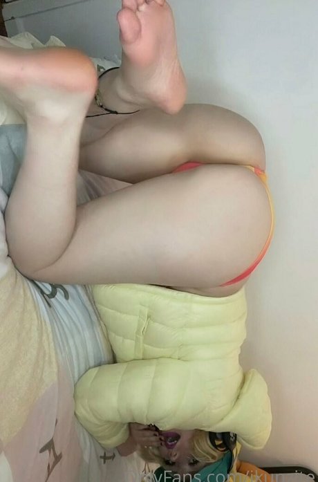 ikunzite pornographic actress photo