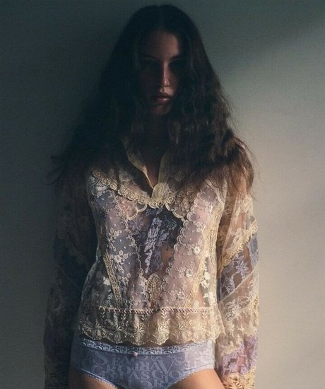 Ava Pearlman star naked gallery