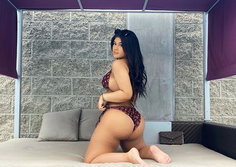Itsjansanxo pornstar pic