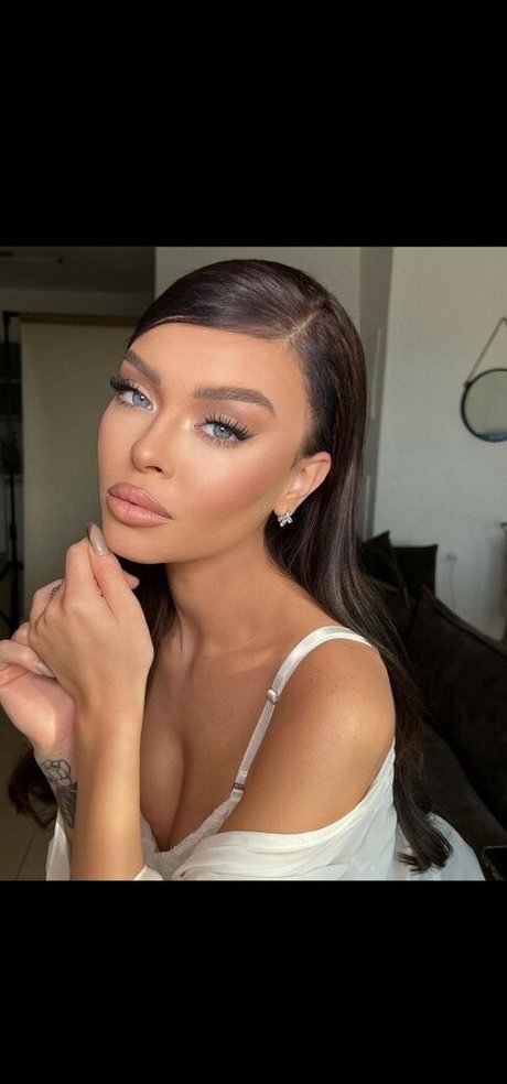 Mishel Aydin sex star img