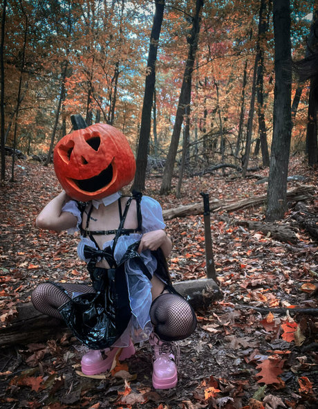 shegavemefree hot pornstar image