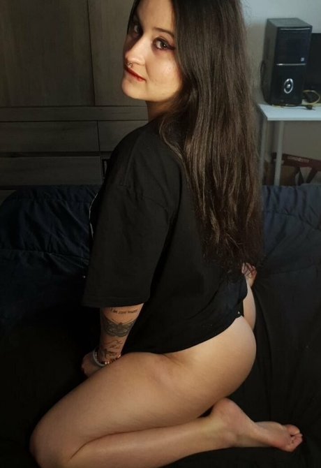 malovescott pretty pornstar images