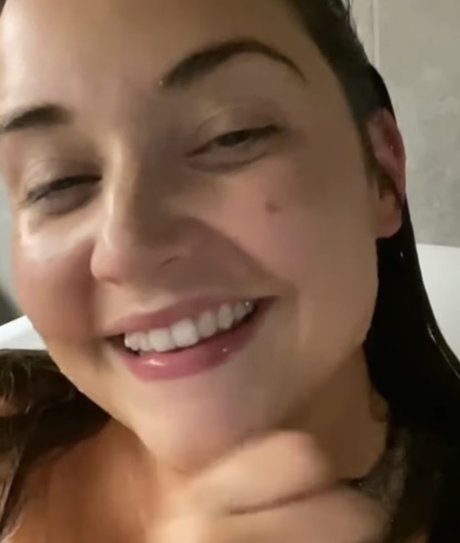 Jacqueline Jossa pornographic model picture