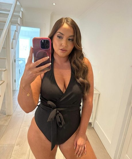 Jacqueline Jossa beautiful actress picture