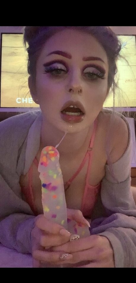 swampxslut pretty actress photos