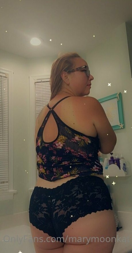 marymeadows model erotic pic