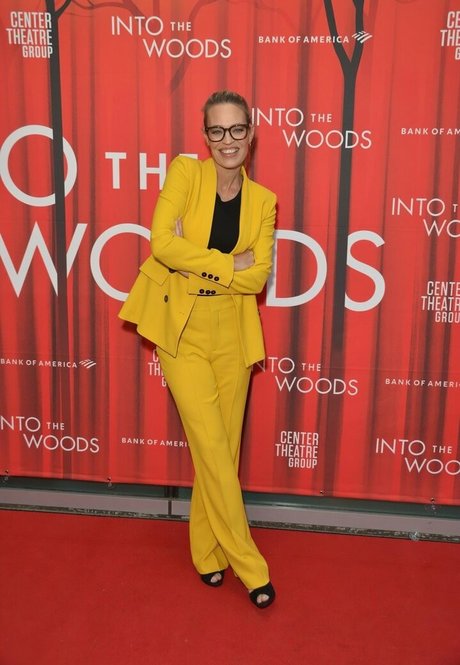 Jeri Ryan model free image