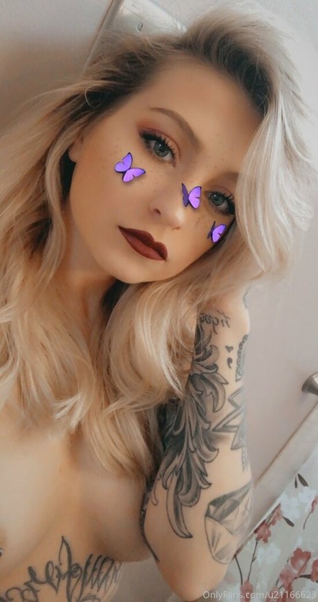 Sunny Bunnnie Profile pic