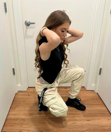 eroticdomination nudes actress img