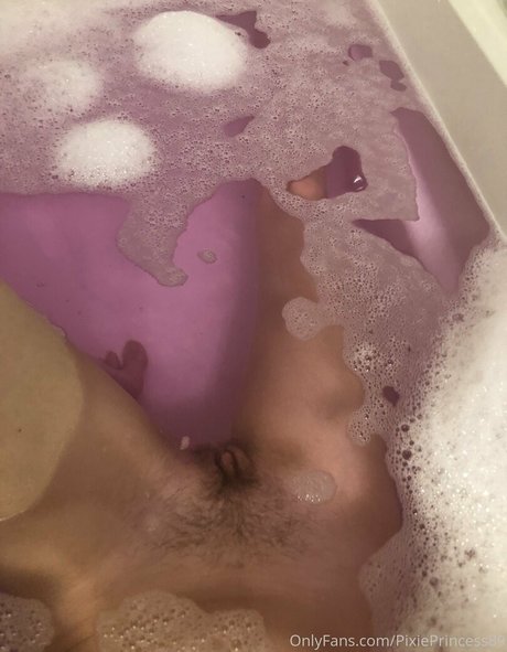 pixieprincess89 nude pornstar picture