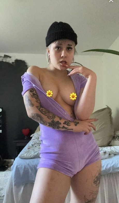 Eki102 xxx model img