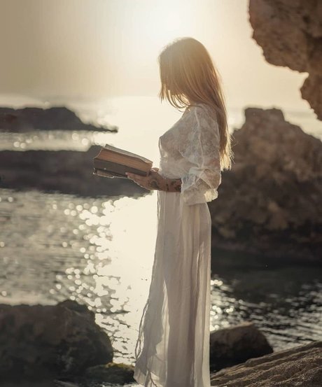 Tal Ronen beautiful pornstar gallery