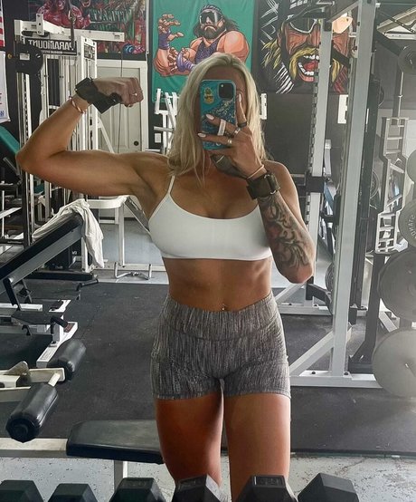 Jordan Elizabeth hd actress archive