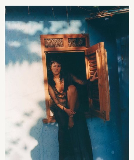 Naomi Eliav sex model photos