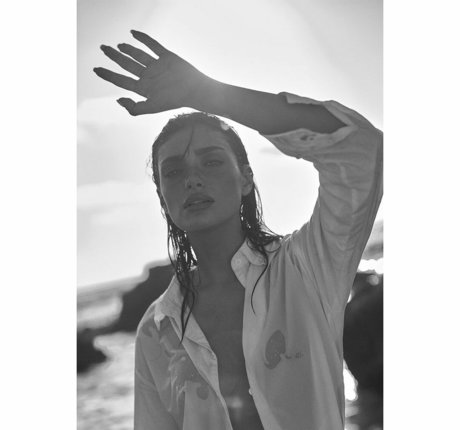 Shani Mor Resnick nude model pictures