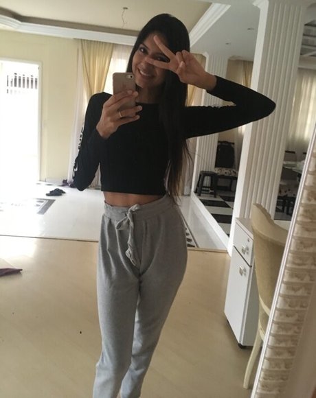 Sweetclassybae model erotic galleries