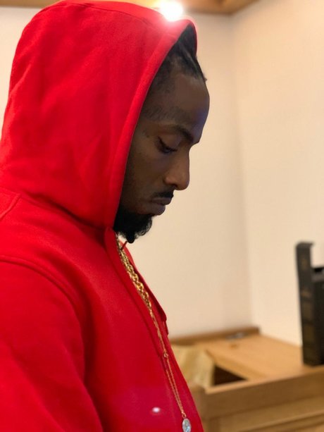 Dark Side Tv sex model picture