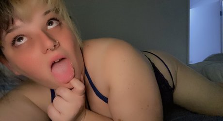 Clio_ model free photos