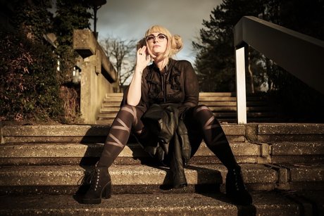 CyberCarli hd pornstar img