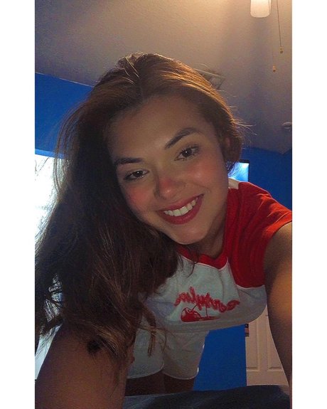 Marissa Jade hot model pics