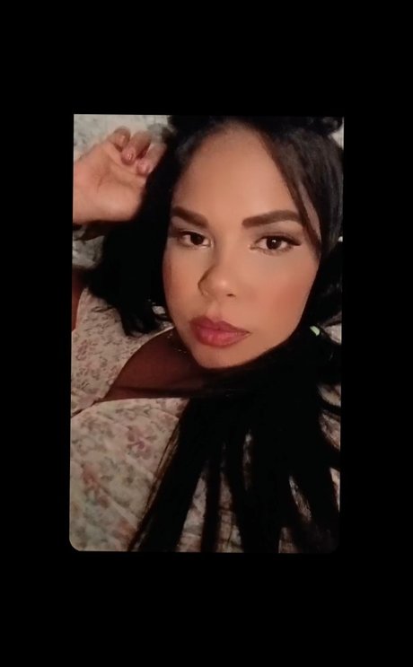 Puertorrican Summer model erotic image